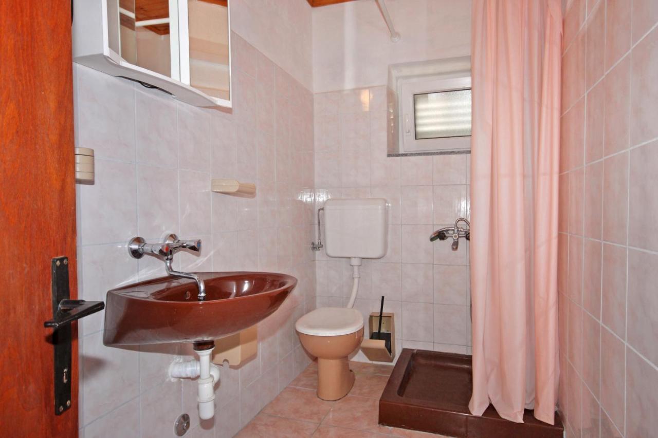 Apartments By The Sea Metajna, Pag - 6351 Eksteriør billede